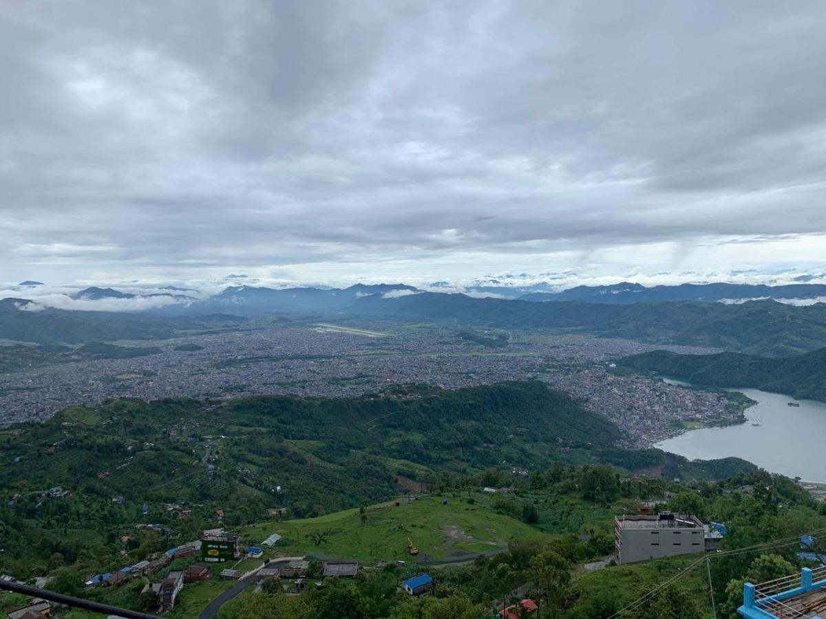 Hotel Pristine Himalaya Pokhara Exteriör bild