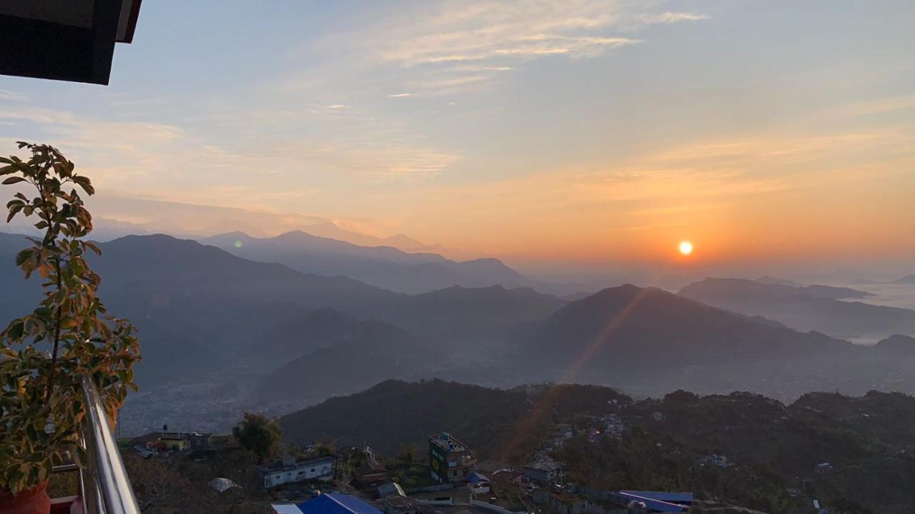 Hotel Pristine Himalaya Pokhara Exteriör bild